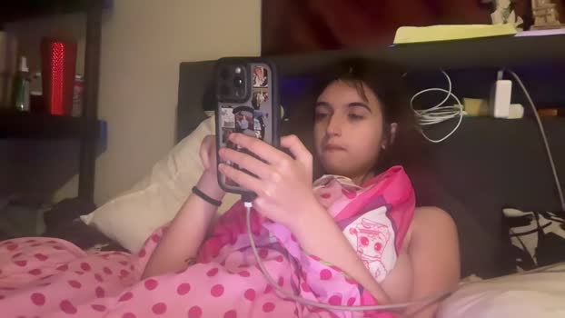 itzvaleria_19 Couple Chaturbate 28-10-2024