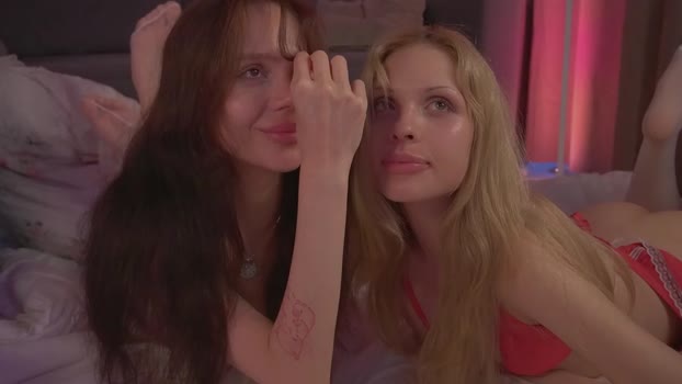 divine_lights Couple Chaturbate 29-10-2024