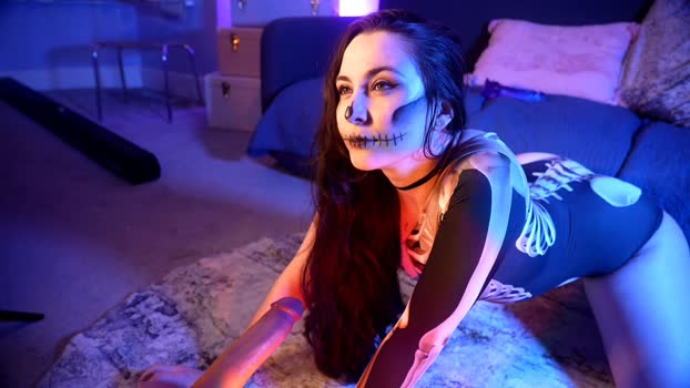 littlee33 Female Chaturbate 28-10-2024