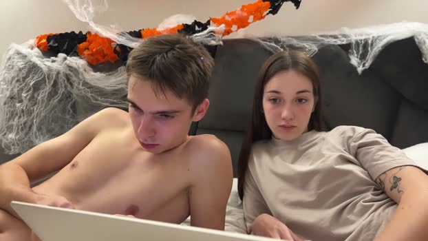 luis7777hui Couple Chaturbate 28-10-2024