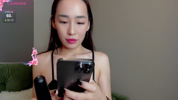 leelly_lia Female Chaturbate 30-10-2024