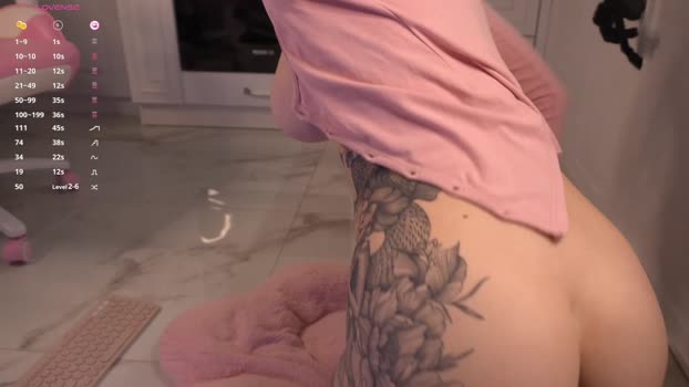 golden_alinee Female Chaturbate 02-11-2024