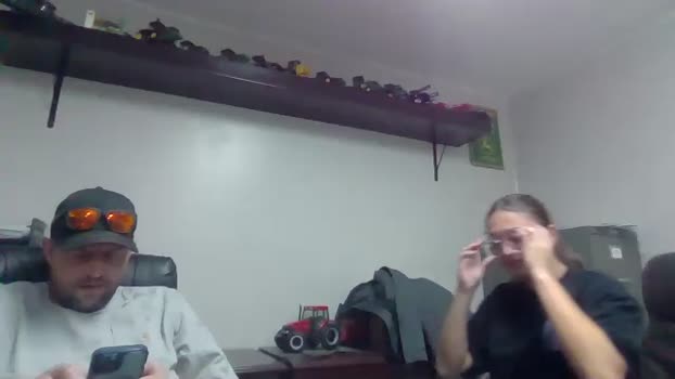 farmfun17 Couple Chaturbate 04-11-2024