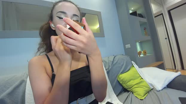 ehotlovea Female Chaturbate 07-11-2024