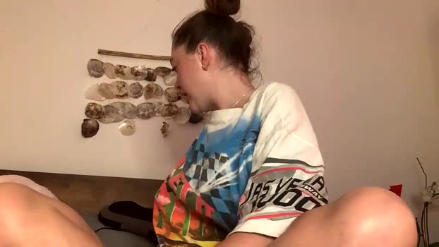 jizzytitties69 Female Chaturbate 07-11-2024