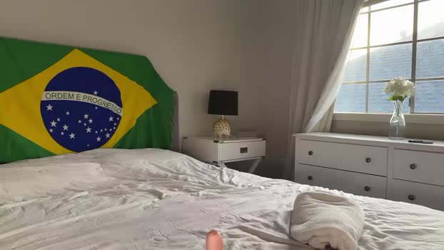 itspetitealice Couple Chaturbate 07-11-2024