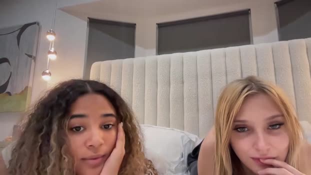 kellyvela Female Chaturbate 08-11-2024