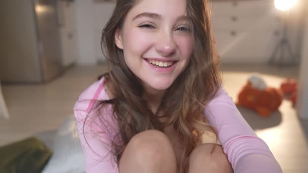 mia_elfie Female Chaturbate 08-11-2024