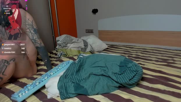 ravenoousbiter Couple Chaturbate 09-11-2024