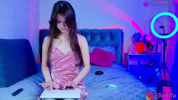 nudeella Female Chaturbate 09-11-2024