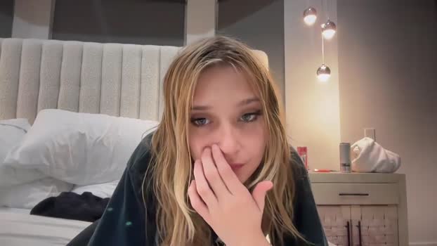 sarahscire Female Chaturbate 10-11-2024