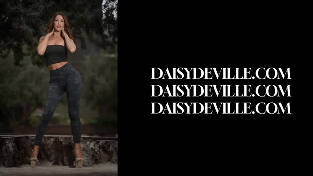 daisydeville Couple Chaturbate 12-11-2024