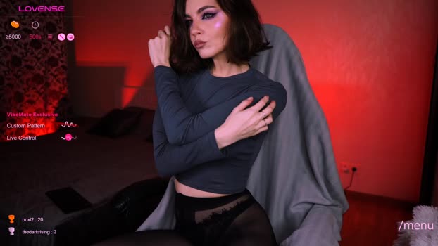 cherry_bombs Female Chaturbate 12-11-2024