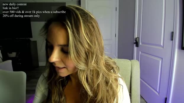 befxckingnice Female Chaturbate 13-11-2024