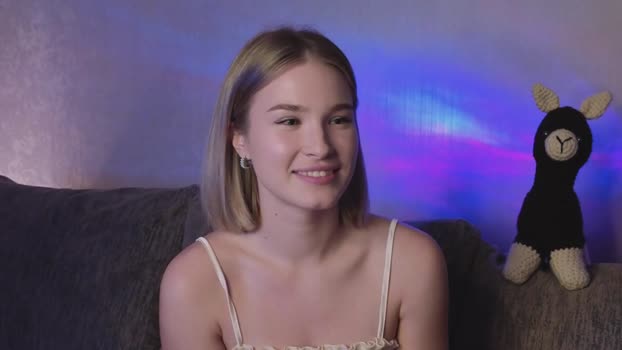 nicole_w00 Female Chaturbate 17-11-2024