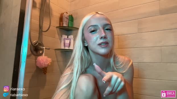 riababe Female Chaturbate 17-11-2024
