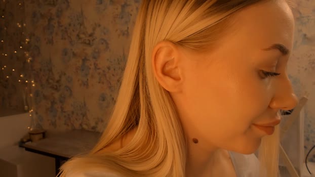 emilia_lorent Female Chaturbate 18-11-2024