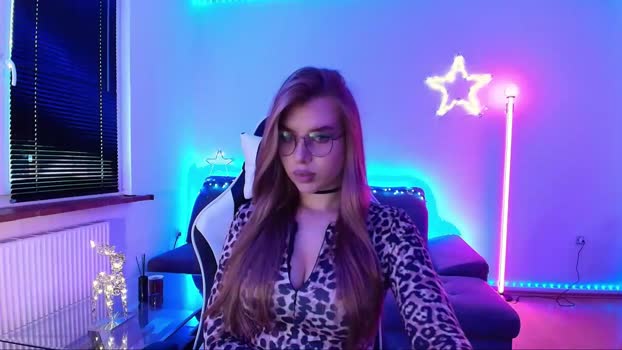 emma_candyyy Female Chaturbate 19-11-2024