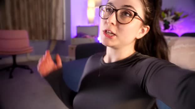 littlee33 Female Chaturbate 18-11-2024
