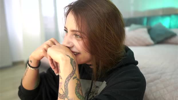 nina_mon Female Chaturbate 20-11-2024