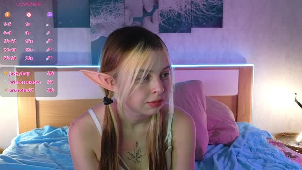 leiladwight Female Chaturbate 22-11-2024
