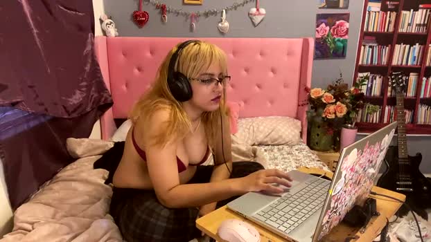 ava2617xp3 Female Chaturbate 23-11-2024