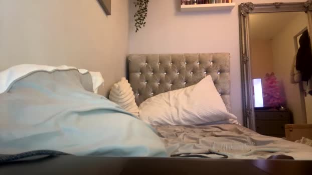 itsmelolax Female Chaturbate 24-11-2024