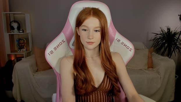 leahsthetics Female Chaturbate 24-11-2024