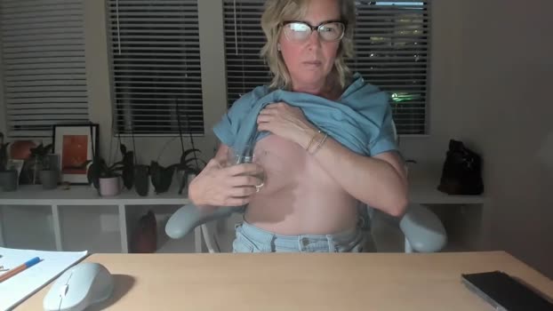 sharkrescue Female Chaturbate 24-11-2024