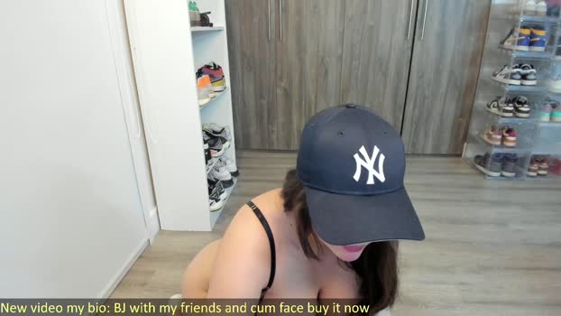 lindabluee Female Chaturbate 26-11-2024