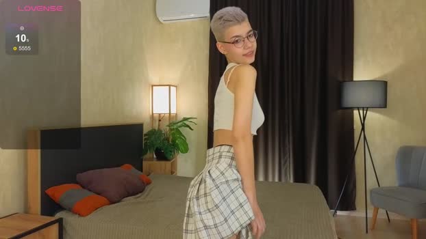 riskyteasse Female Chaturbate 30-11-2024