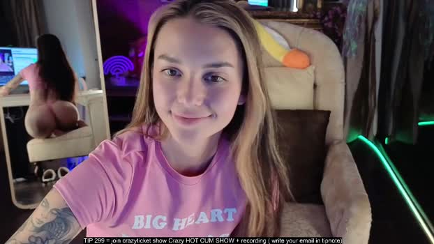oooops__ Female Chaturbate 30-11-2024