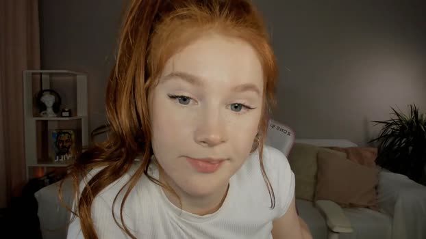 leahsthetics Female Chaturbate 03-12-2024