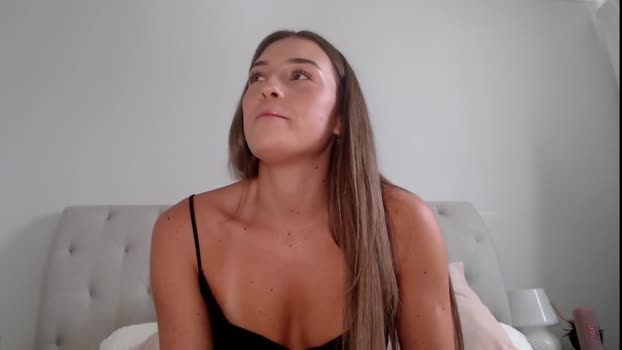 parisbabyxox Female Chaturbate 02-12-2024