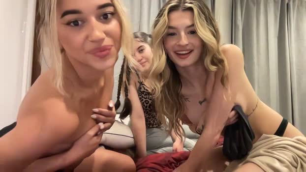 elizabethstrong Female Chaturbate 03-12-2024