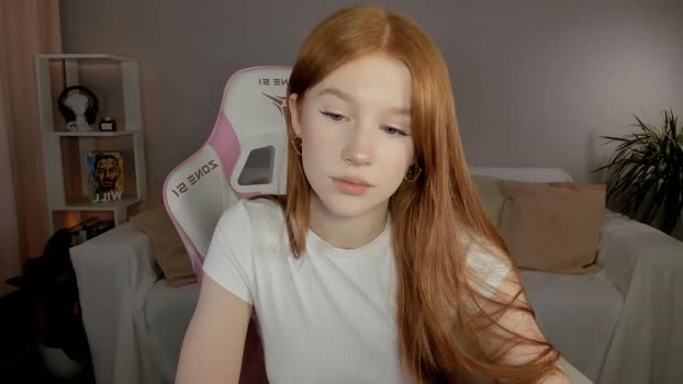 leahsthetics Female Chaturbate 03-12-2024