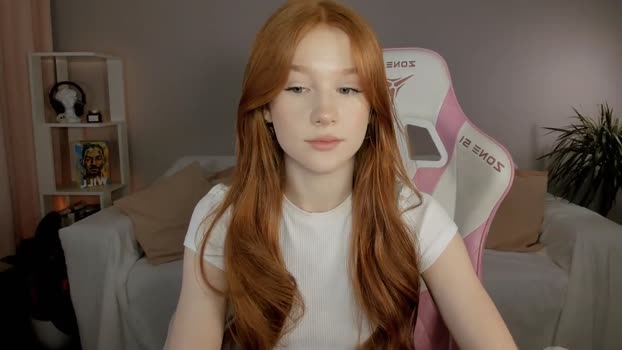 leahsthetics Female Chaturbate 03-12-2024