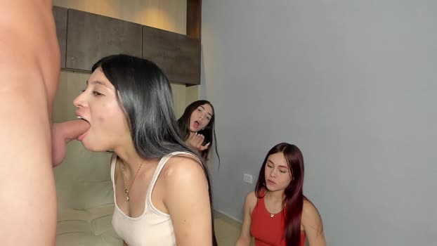 just_girlsgirls Couple Chaturbate 04-12-2024
