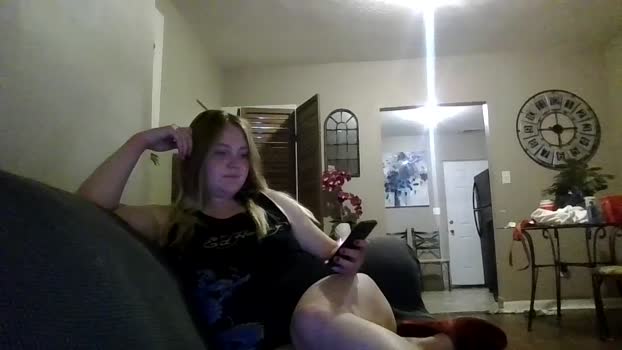phatassblond Female Chaturbate 04-12-2024