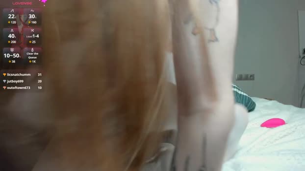 ravenoousbiter Couple Chaturbate 04-12-2024
