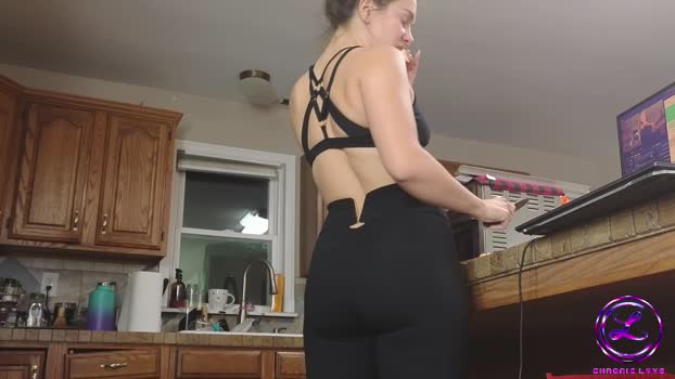 chroniclove Female Chaturbate 05-12-2024