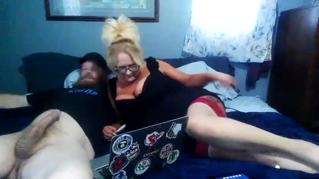letsgetdirty1981 Couple Chaturbate 08-12-2024