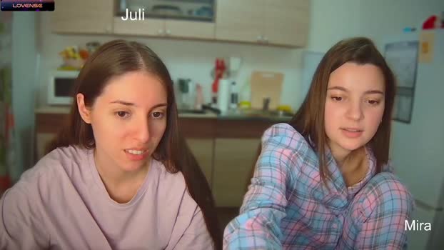 ihavepaws33 Couple Chaturbate 09-12-2024