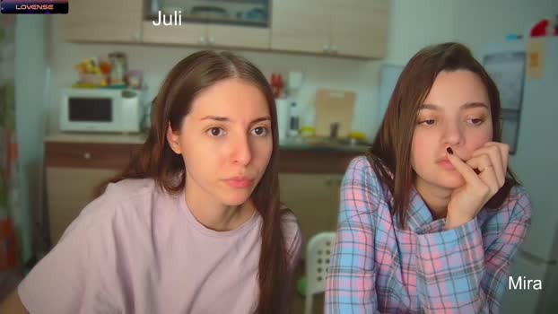 ihavepaws33 Couple Chaturbate 09-12-2024