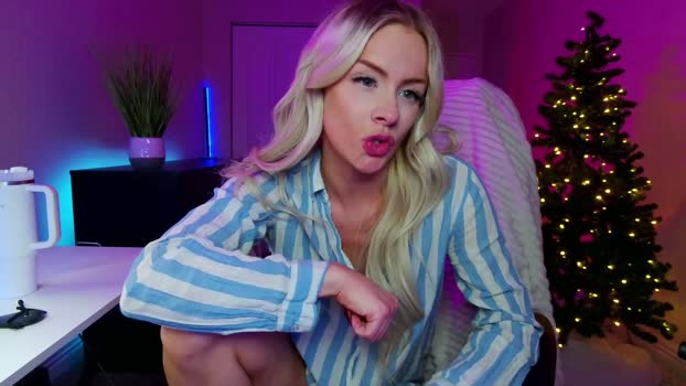 oliviaowens Female Chaturbate 10-12-2024