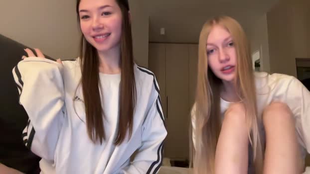 angel_in_tibet Female Chaturbate 12-12-2024