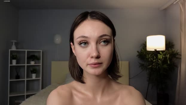 lauratanguy Female Chaturbate 12-12-2024