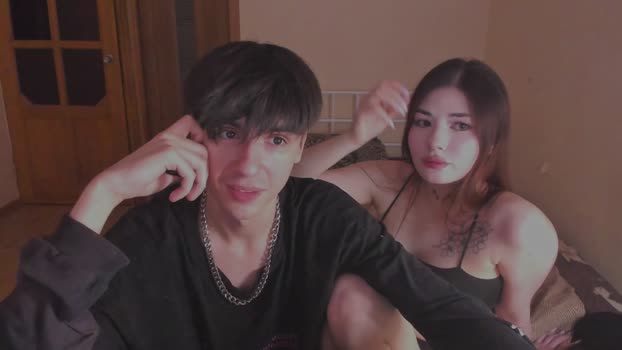 mmkakpoxyi22 Couple Chaturbate 12-12-2024