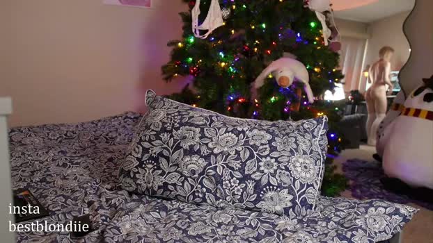 bestblondiiecb Female Chaturbate 13-12-2024