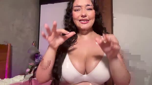 heyitscoco_xx Female Chaturbate 14-12-2024